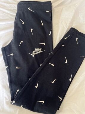 Nike leggings